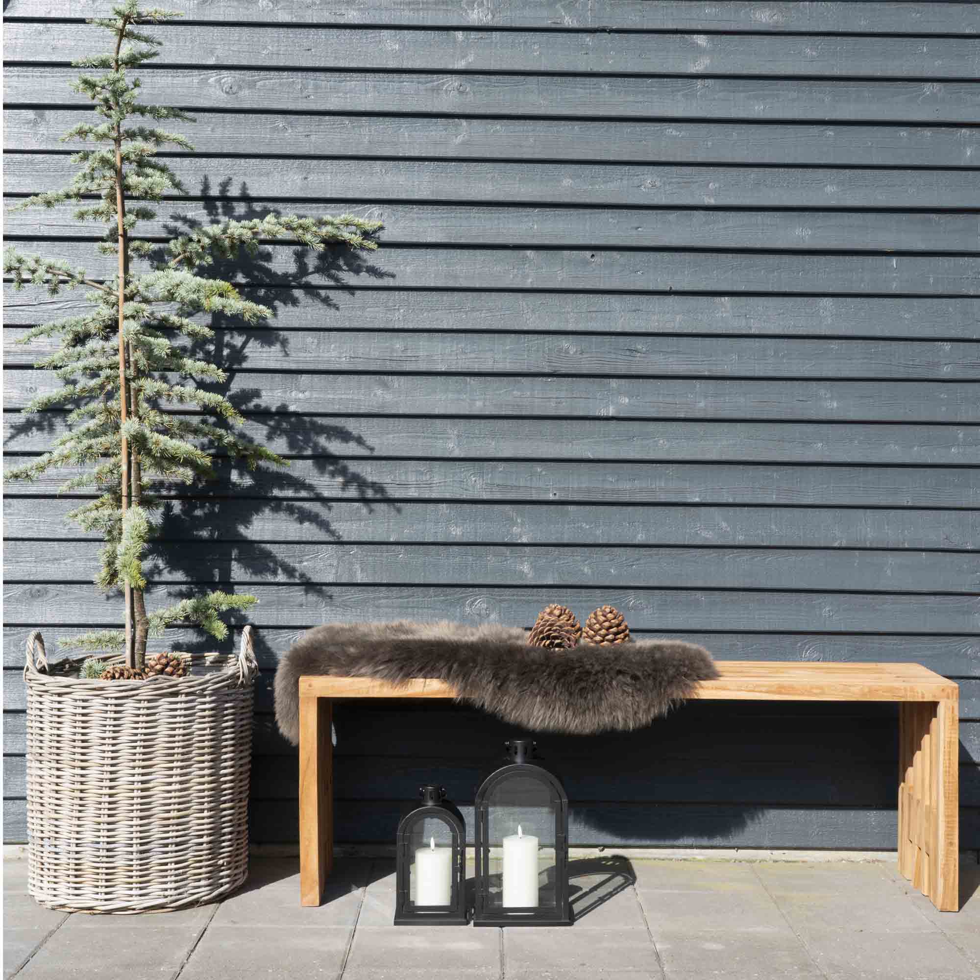 Benidorm teakfa modern pad